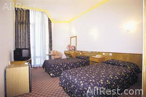 Orange Hotel 3